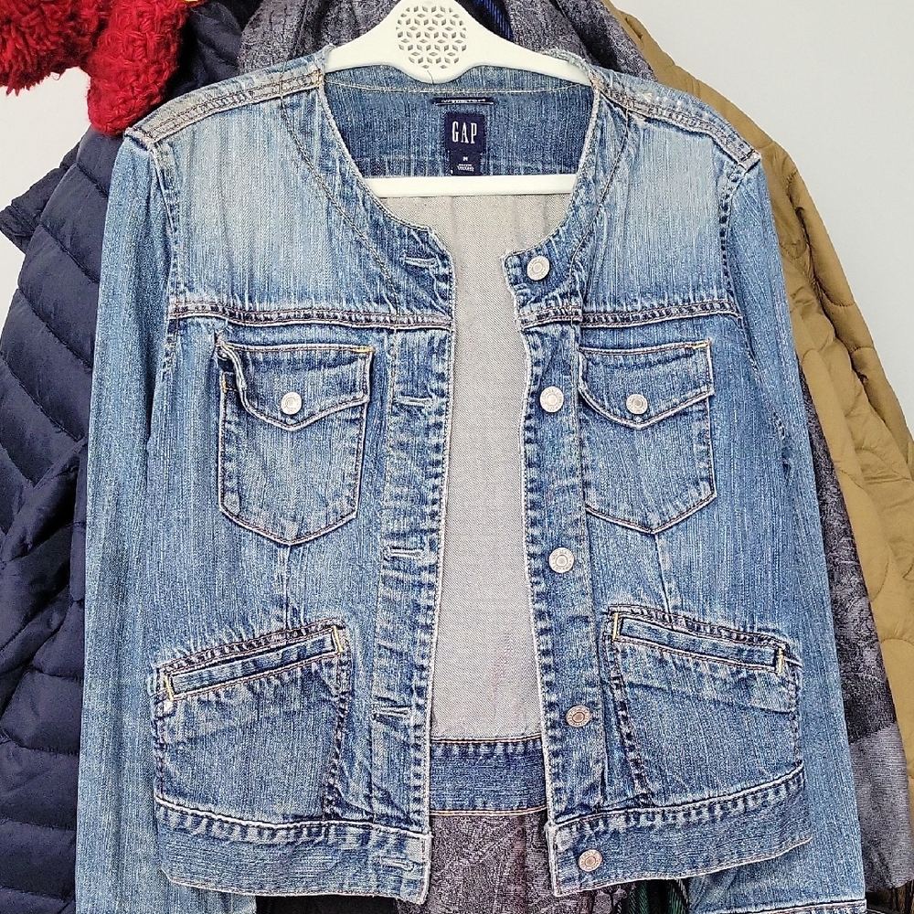 GAP Women's Distressed Blue Denim Jacket